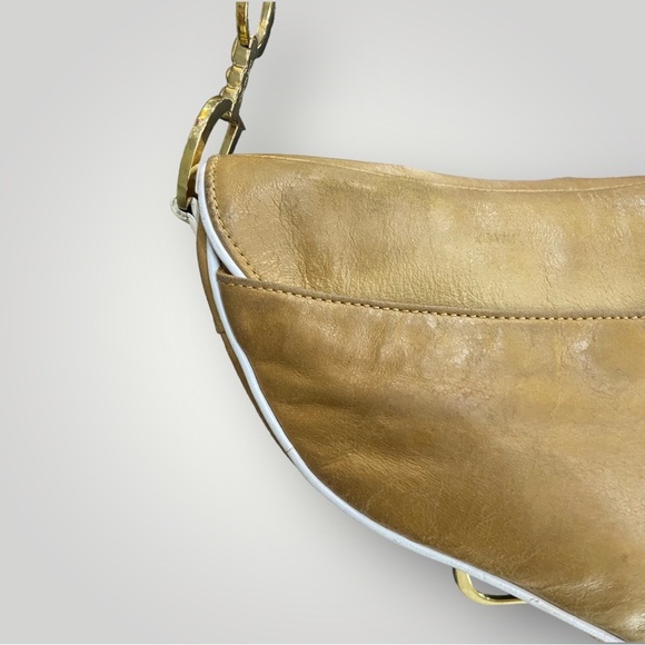 SOLD 📣 Vintage Christian Dior Tan Leather Saddle Bag - Picture 11 of 17